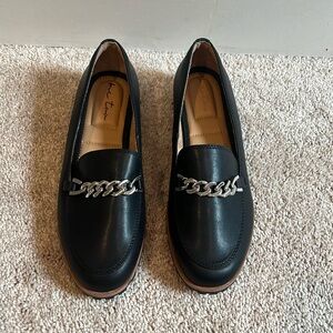 Me Too Colby Loafers size 8